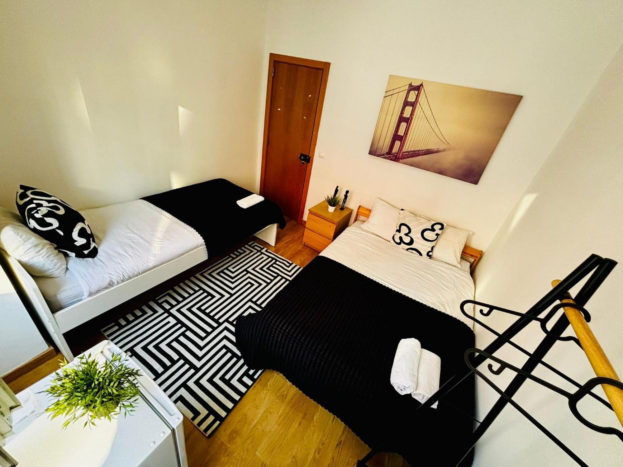 Hostal High Standard In Marques Do Pombal *