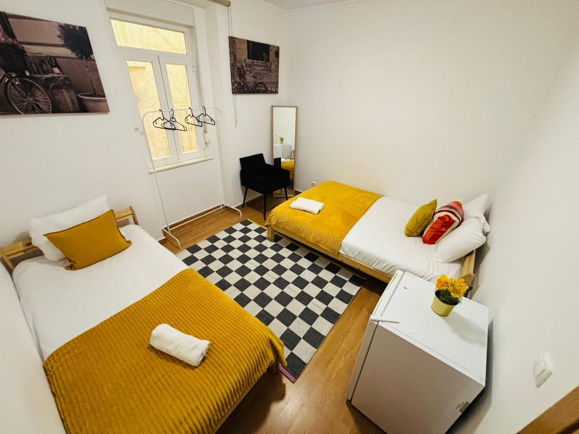 Hostal High Standard In Marques Do Pombal Lisboa